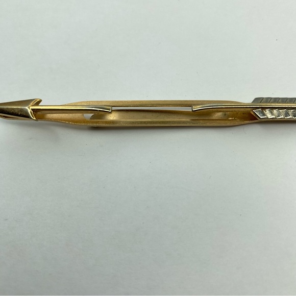 Vintage Swank Arrow Tie Bar Pierced Look 1940’s 1950’s Gold Silver Tone - Picture 8 of 10